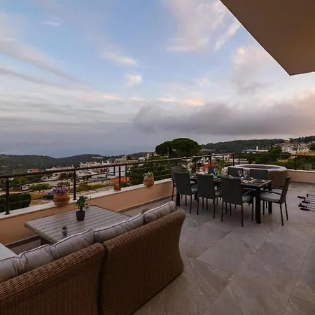 Holiday home Arsithea *